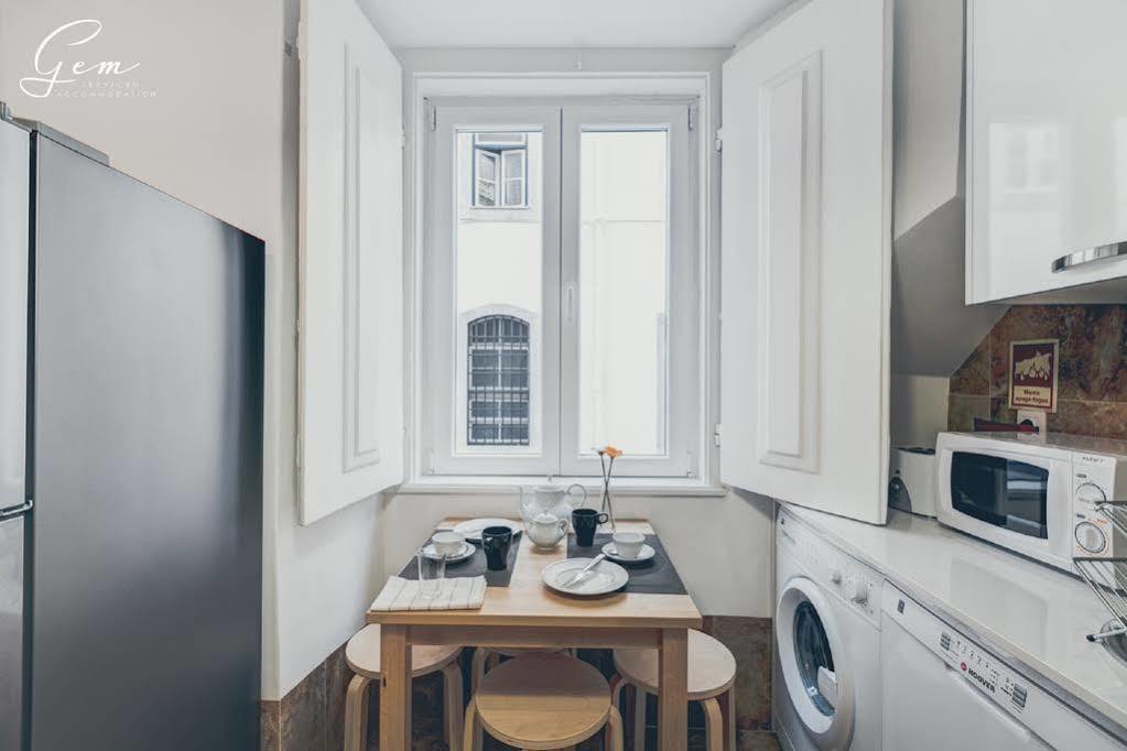 Apartamento Do Carmo Lissabon Exterior foto