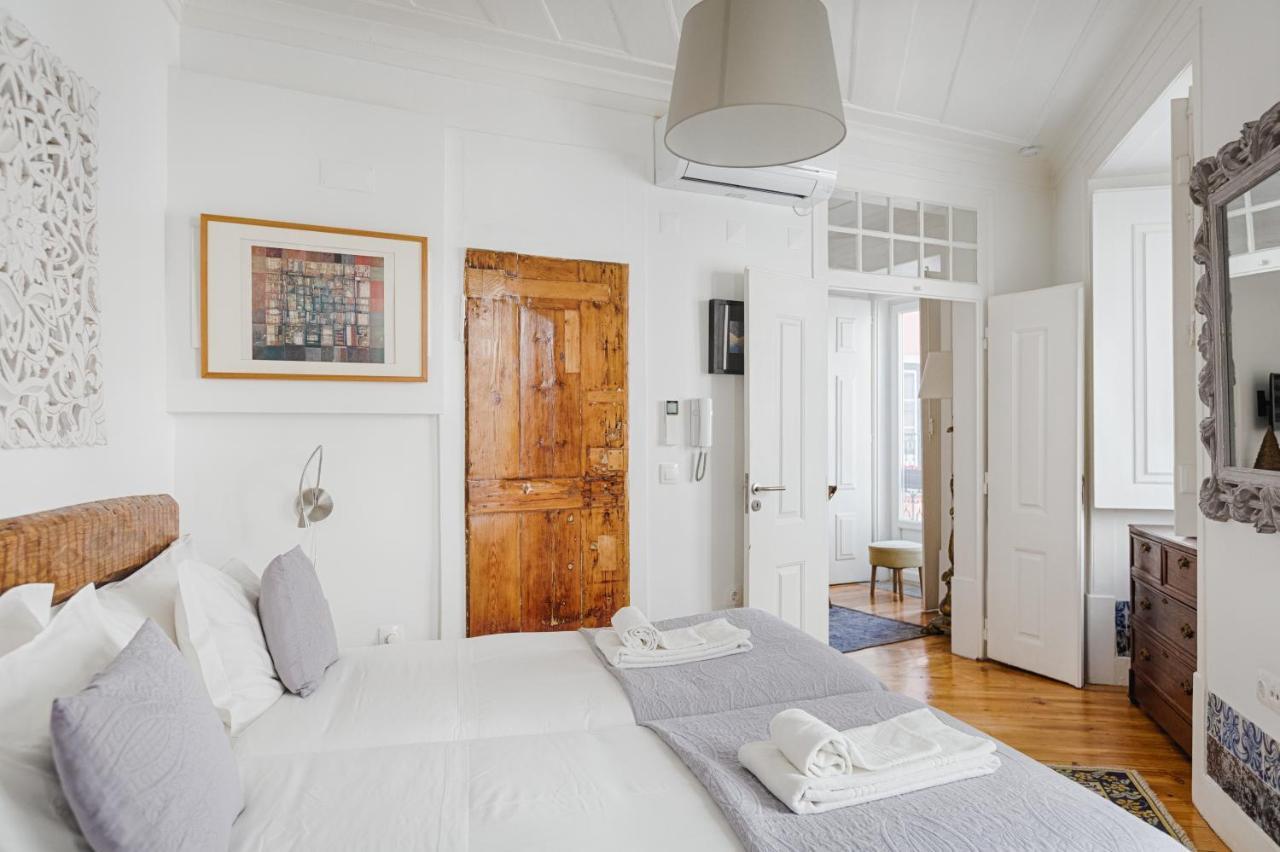Apartamento Do Carmo Lissabon Exterior foto