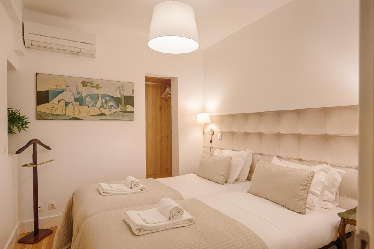 Apartamento Do Carmo Lissabon Exterior foto