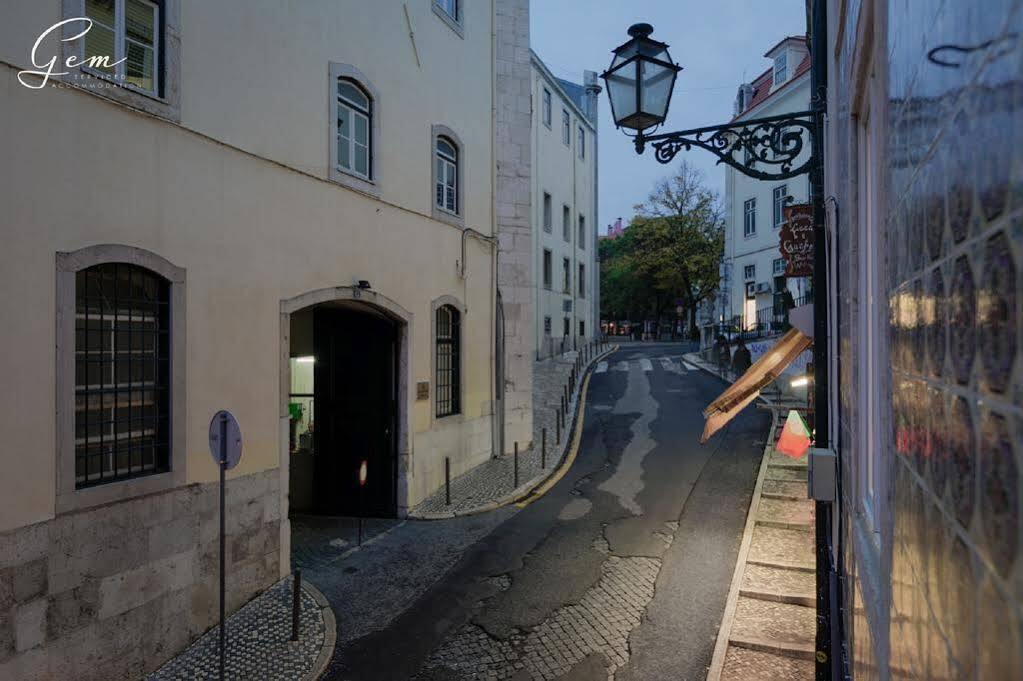 Apartamento Do Carmo Lissabon Exterior foto
